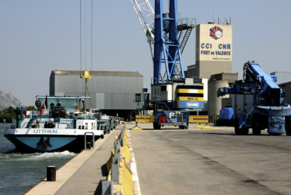 Conteneurs au Port de commerce © Chambre de Commerce et d industrie de la Drome