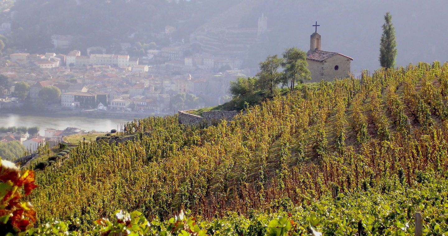 Hermitage et vue sur le Rhone © Andre Deyrieux