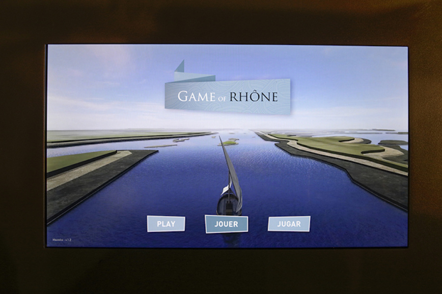 Museon Arlaten. Borne numérique, jeu interactif Game of Rhône.