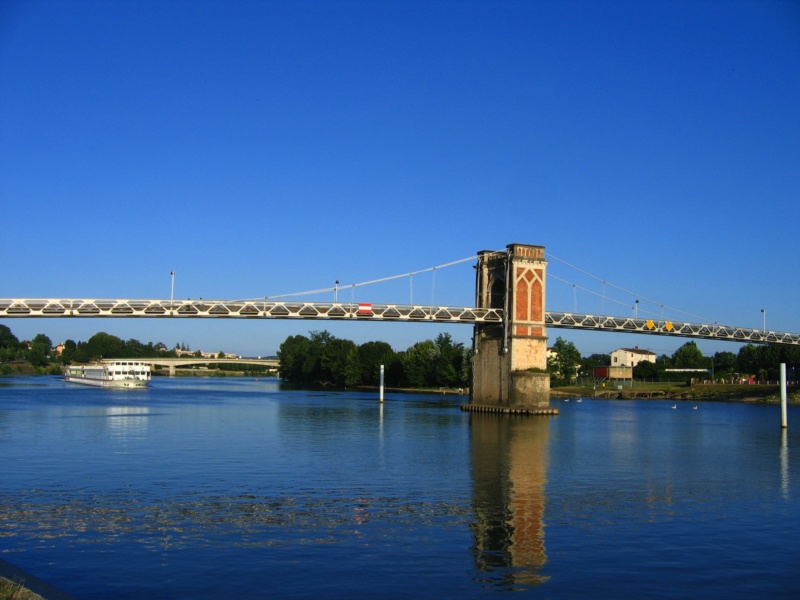 Passerelle de Trévoux© Communauté de communes Dombes Saône Vallée