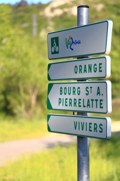 Signalétique de la ViaRhôna © Beegoo/Auvergne-Rhône-Alpes-Tourisme