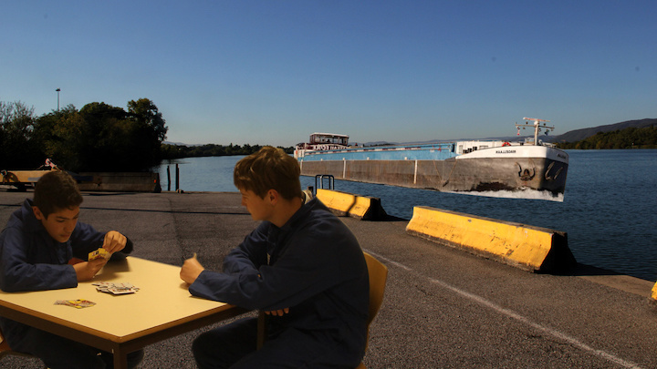 Sur le port © Collection Fleuve Lycee des Catalins