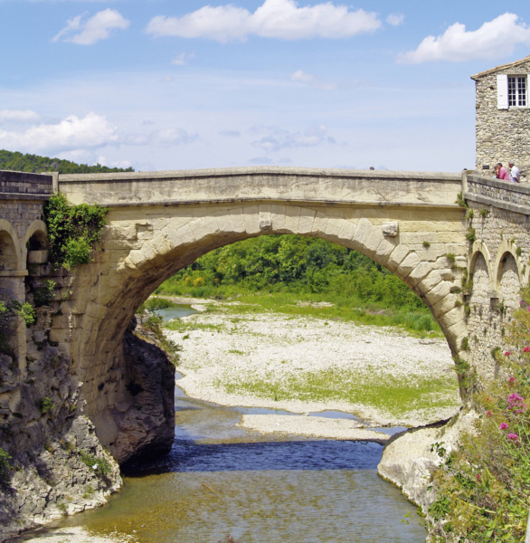 Vaison Pont romain © DR