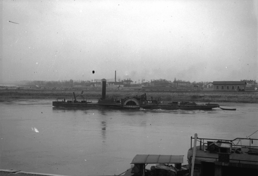 Vapeur roues sur le Rhone Generale Navigation Taillefer © BM Lyon P0900 002 00017